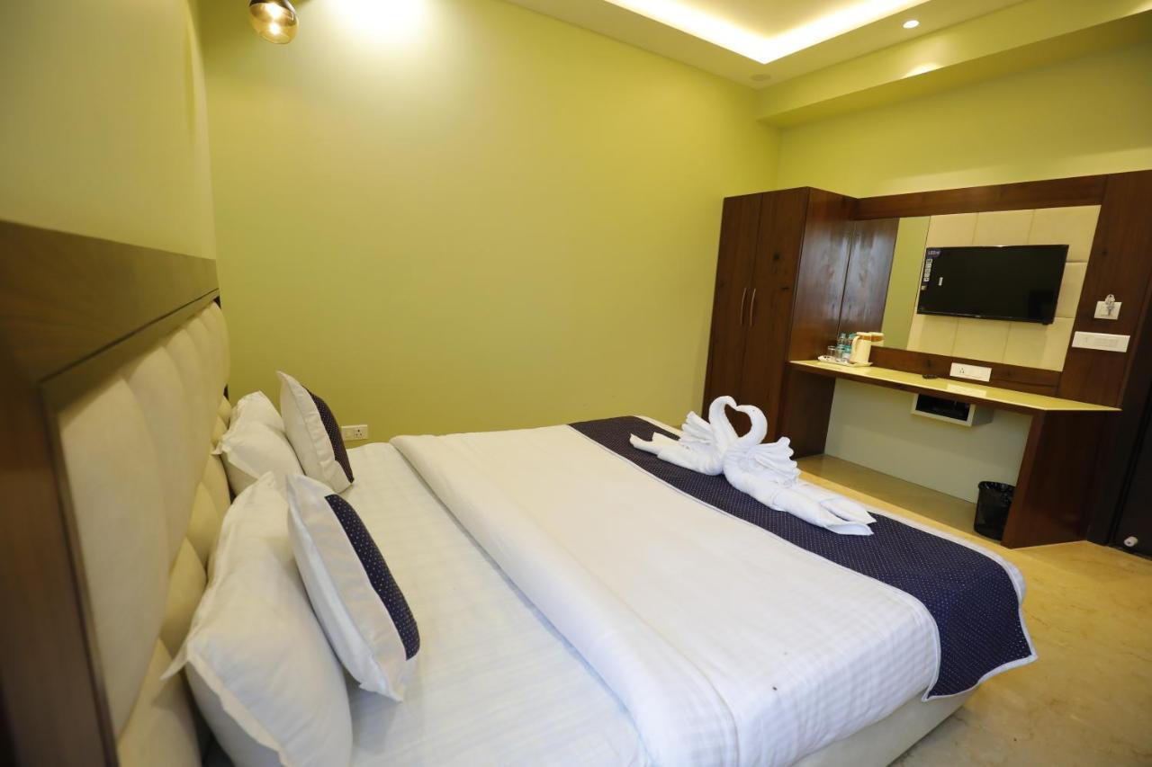 Bed and Breakfast Taj Sojourn Agra  Zewnętrze zdjęcie